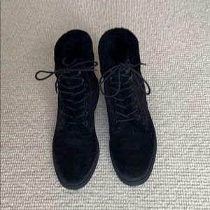 Vince Hayes 2 Black Suede Boot 8.5